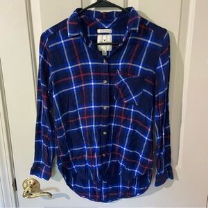 American Eagle Blue and Red Plaid Button-Up Shirt